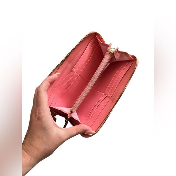 JIMMY CHOO Pink Star-Studded Long Wallet - Picture 3 of 16